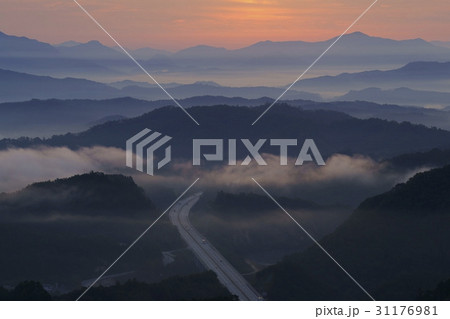 シルエット 景色 忠清北道 31176981