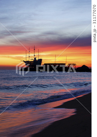 江原道 夕焼け シルエット 31177070