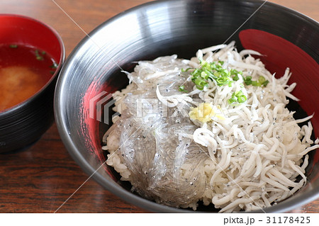 シラス丼 31178425