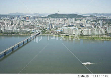 川 河 都市 31178740