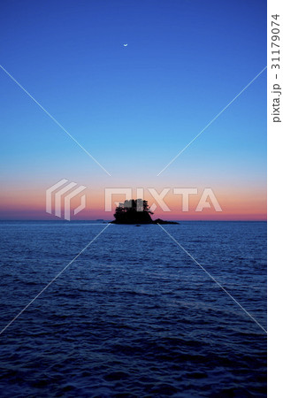 海 シルエット 忠南 31179074