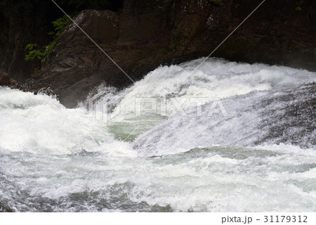 吹割の滝 31179312