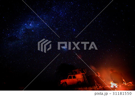 Camping with campfire and stars. 31181550