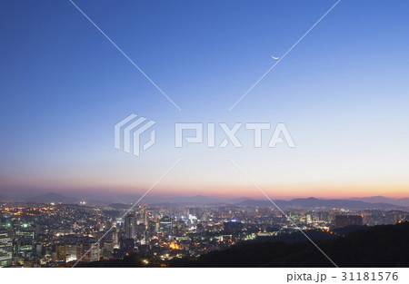 月 山 ソウル 31181576