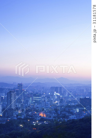 高層ビル 都市 都会 31181578