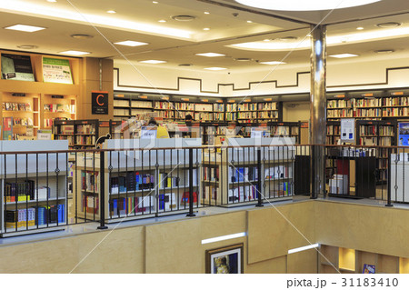書店 ショッピングセンター 新世界デパート 31183410