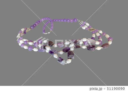 necklace of amethyst and pearls 31190090