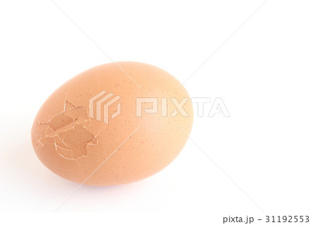 ゆで卵を剥く 31192553