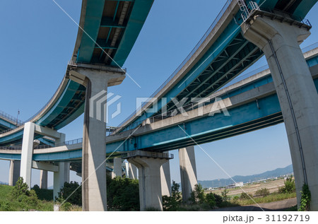 並走するジャンクションの高架橋-フィッシュアイ 並走するジャンクションの高架橋-フィッシュアイ 31192719