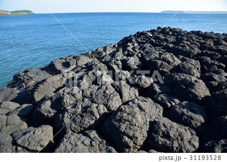 玄武岩 海沿い 沿岸 31193528