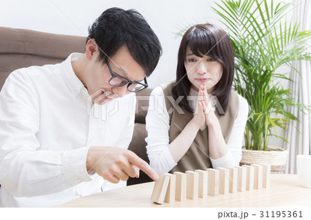 挑戦イメージ ドミノを倒す 挑戦イメージ ドミノを倒す 31195361