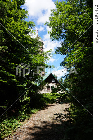 watchtower Zlaty Chlum in Jeseniky mountains watchtower Zlaty Chlum in Jeseniky mountains 31195432