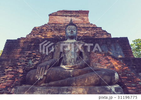 Buddha statue Buddha statue 31196775