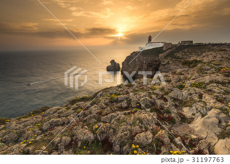Lighthouse at Cabo de Sao Vicente, Portugal. 31197763