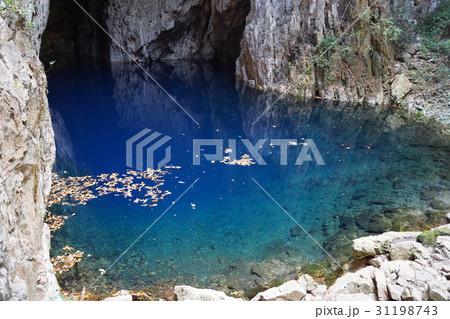 青の洞窟　ジンバブエ/チノイケーブス 31198743