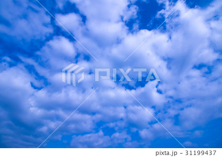 6月の空と雲 (3:2) 6月の空と雲 (3:2) 31199437