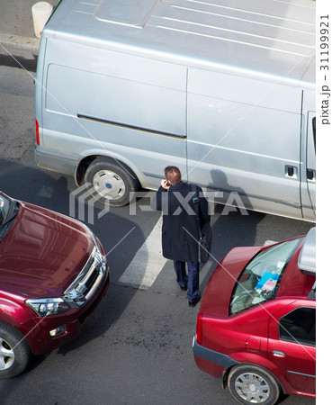 Businessman in the city 31199921