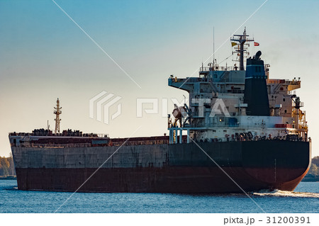 Black cargo ship 31200391