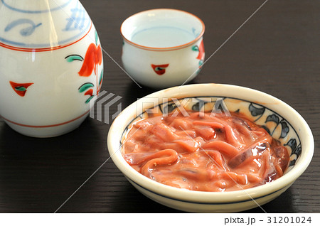 いかの塩辛と日本酒 31201024