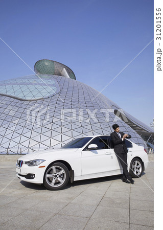 ビジネスマン 屋外 室外 31201556