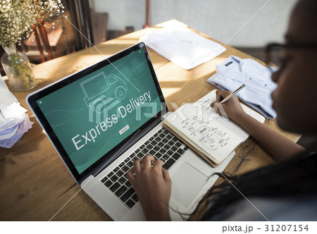 Cargo Express Delivery Free Shipping 31207154