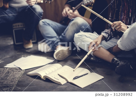 A group of Friends together fro Rehearsal 31208992