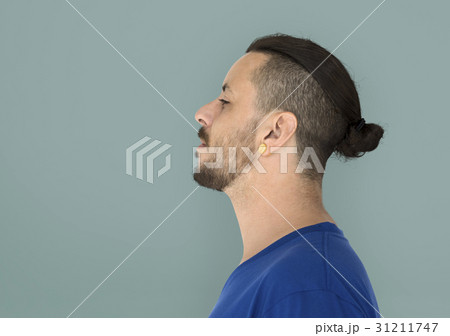 Man with cool hairstyles is in a studio shoot 31211747