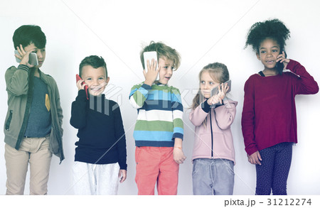 Group of Kids Using Mobile Phone 31212274