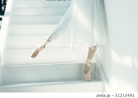 バレリーナ 下半身 バレリーナ 下半身 31213491