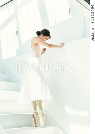 バレリーナ　女性 31213494