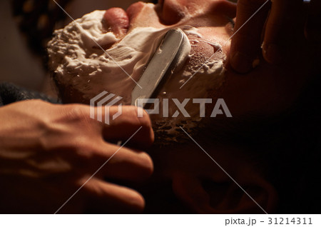 理容　シェービング 31214311