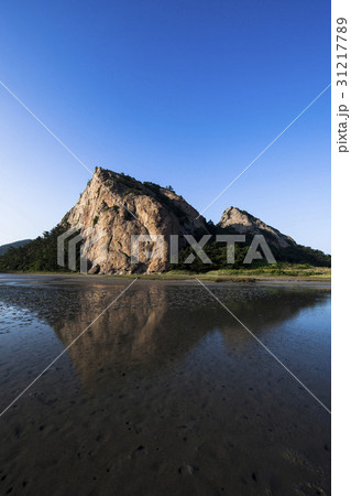 海 山 島 31217789