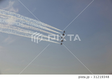 戦闘機 交通 くも 31219348