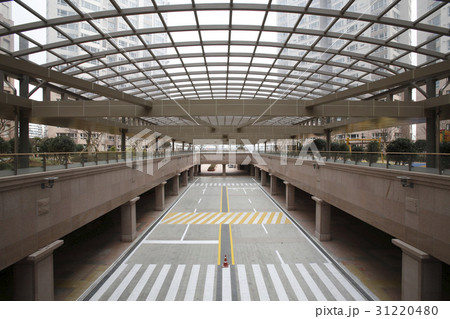 建築 高層マンション 道路 31220480