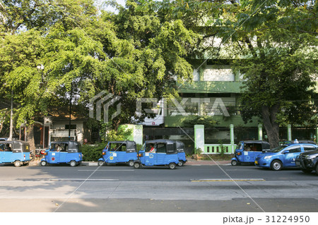 ジャカルタ オート三輪 バジャイ ジャカルタ オート三輪 バジャイ 31224950