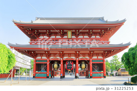 東京　浅草・浅草寺の宝蔵門 31225253
