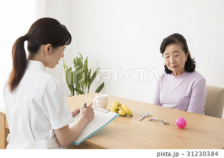 問診 問診 31230384