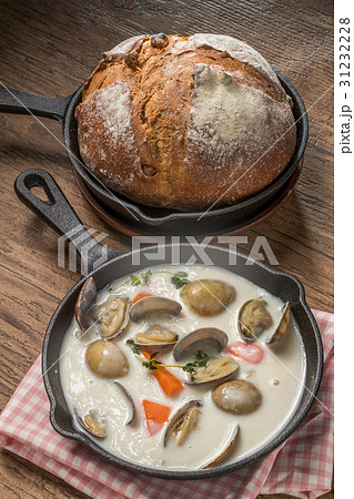 クラムチャウダー　ボストン風　 clam chowder 31232228