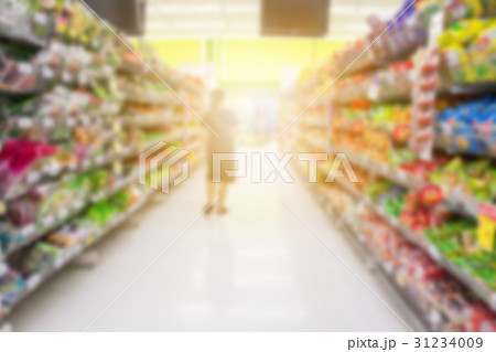 abstract blur in supermarket in shopping mall 31234009