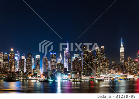ニューヨーク・マンハッタンのパノラマ　夜景 31238795