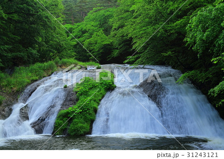 夏の釜淵の滝 31243121