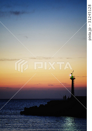 夕日 日没 夕焼け 31245128