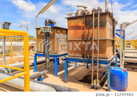 Sludge Control tank in Water Treatment plant 31245462