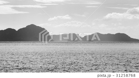 the pacific ocean clouds and lights the pacific ocean clouds and lights 31258768