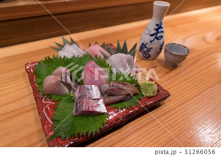 ホタルイカ 刺身の写真素材