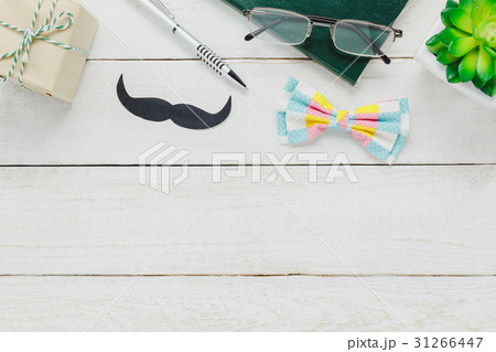 Top view Happy Father day.accessories with tree. Top view Happy Father day.accessories with tree. 31266447