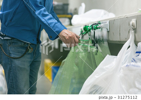 ゴミ出し 31275112