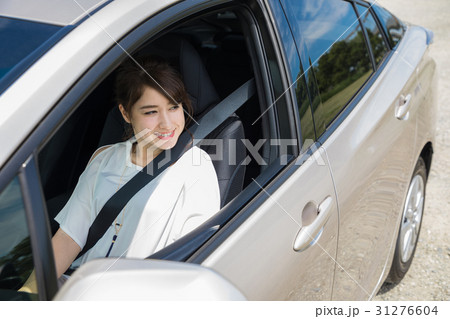 助手席の女性 助手席の女性 31276604