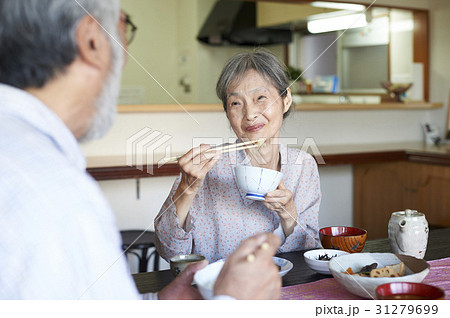 在宅介護 在宅介護 31279699