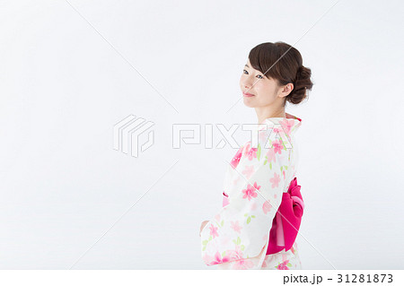 浴衣の女性 浴衣の女性 31281873